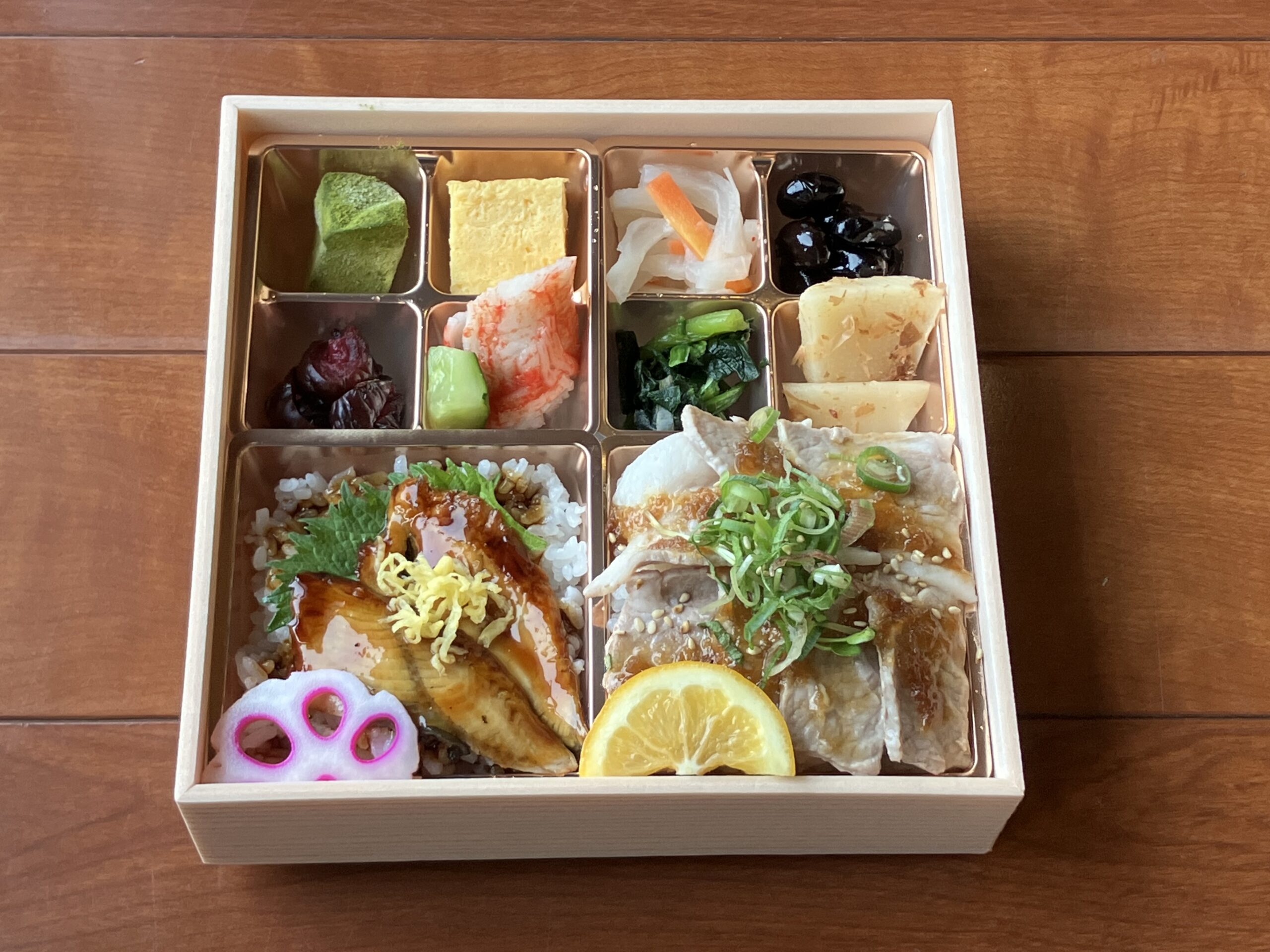 会議や来客向けのやわらか豚しゃぶと鰻ごはんの幕の内弁当