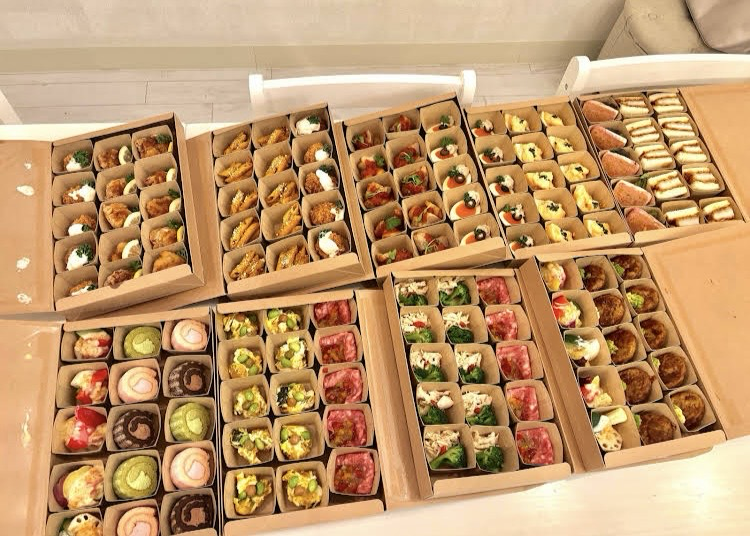 昼の社内ランチ会で配りやすい個包装スタイルの料理例