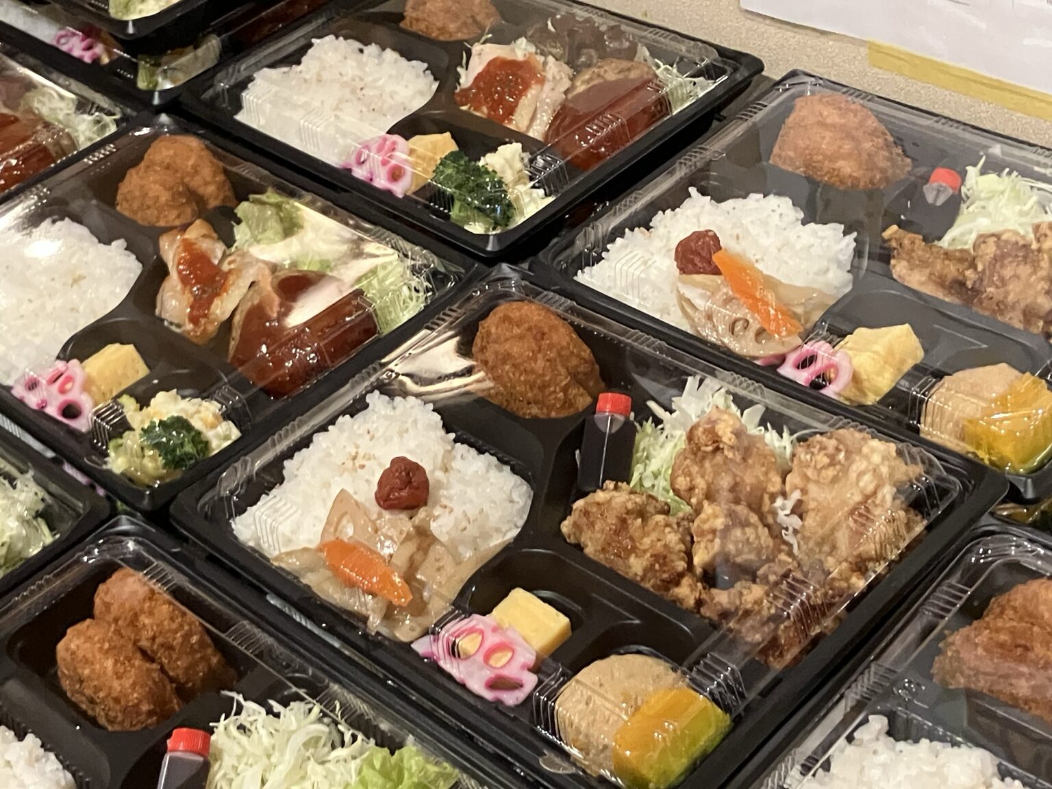 松山市のロケ弁・撮影弁当の大量注文例